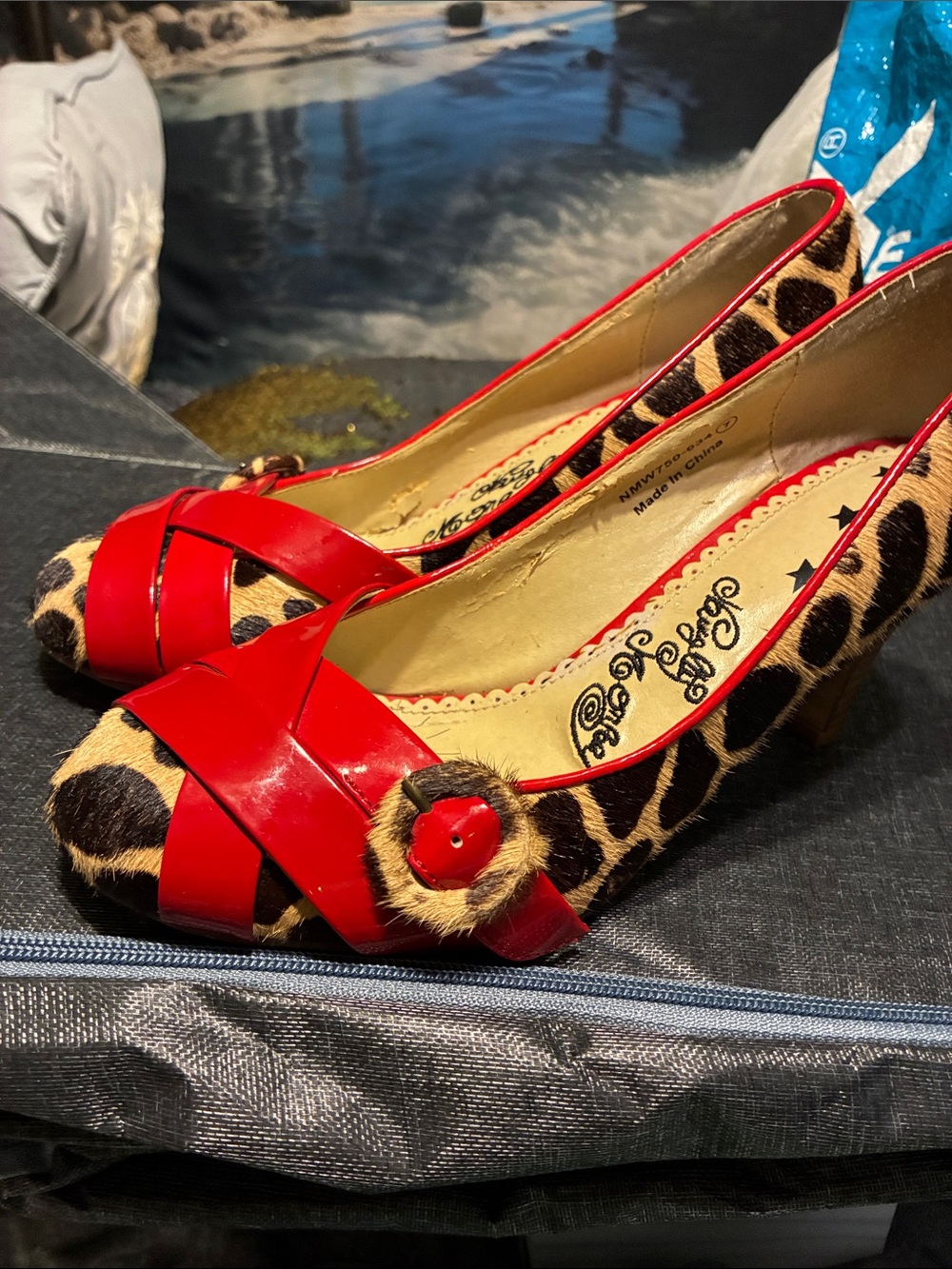 #237| (7) Naughty monkey Red Patent & Leopard Peep-Toe 👠 in giraffe pattern